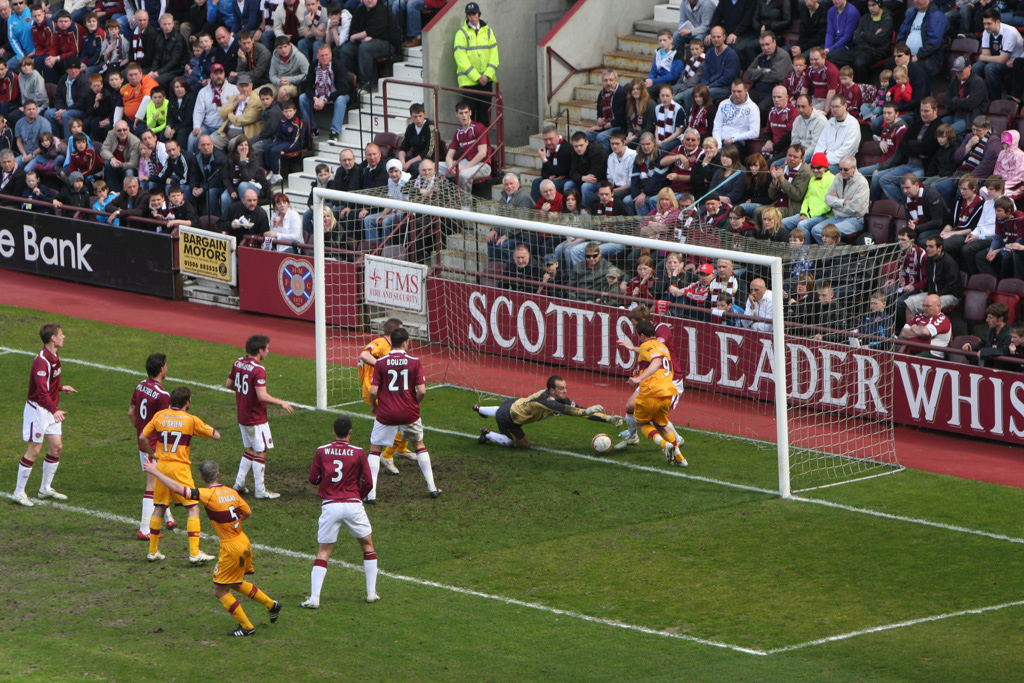 Hearts%200%20Motherwell%202%2024th%20April%202010%20267