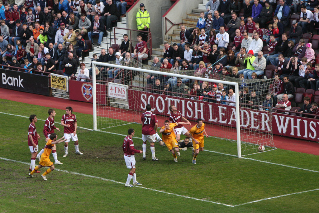 Hearts%200%20Motherwell%202%2024th%20April%202010%20277