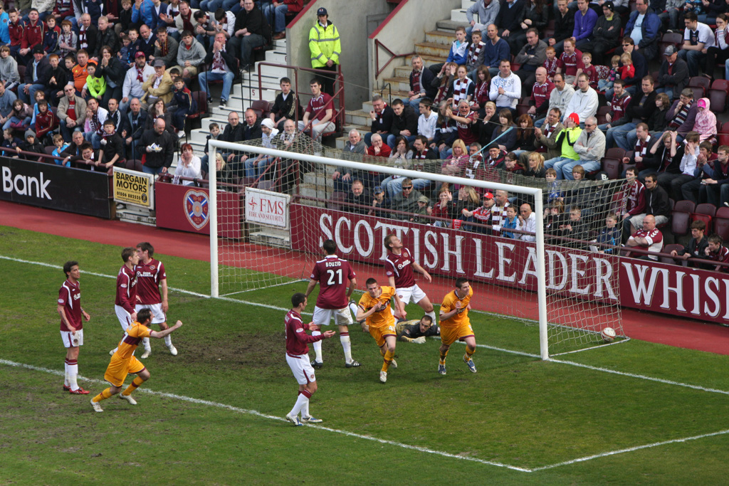 Hearts%200%20Motherwell%202%2024th%20April%202010%20278