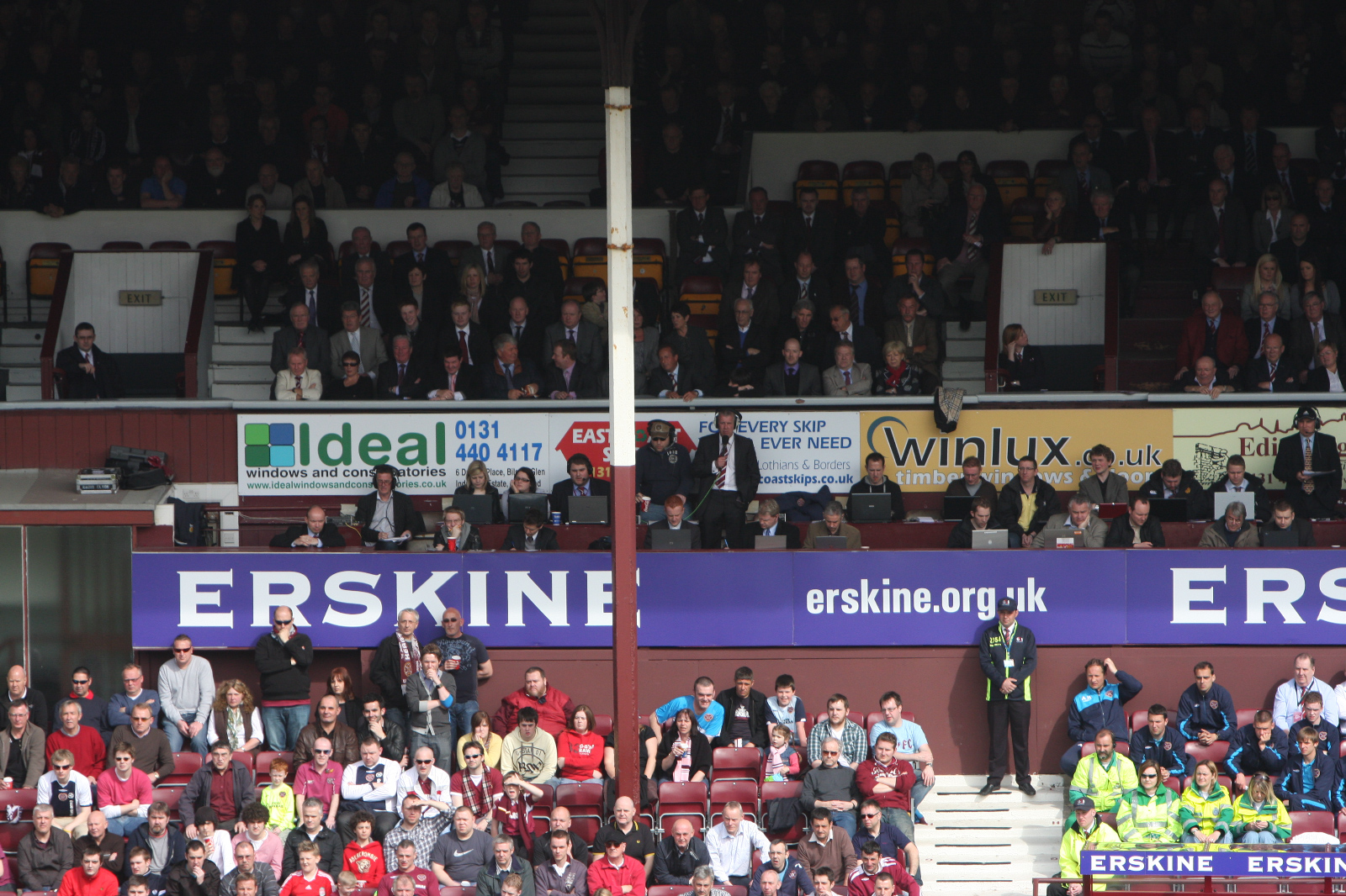 Hearts%200%20Motherwell%202%2024th%20April%202010%20007