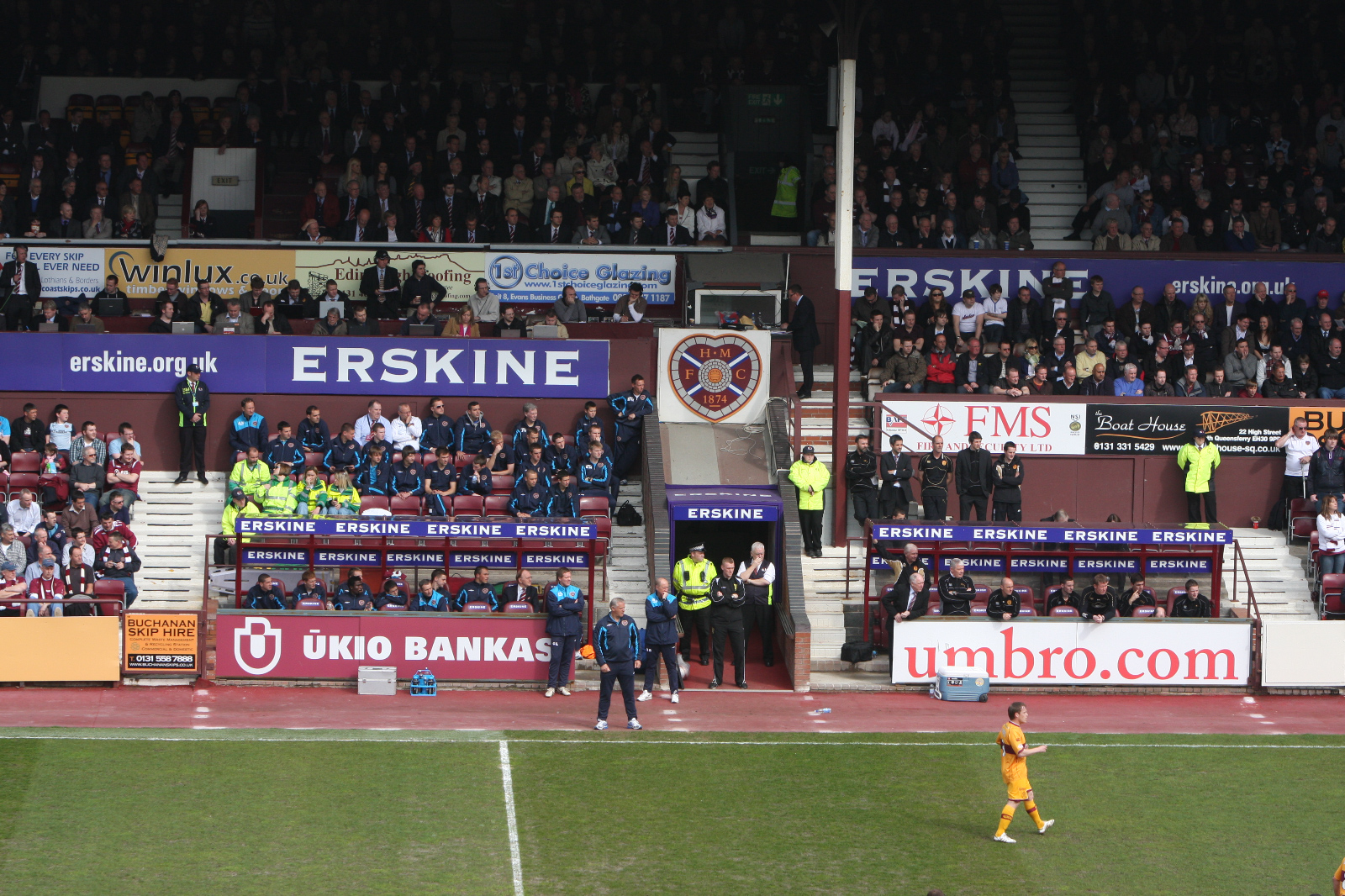 Hearts%200%20Motherwell%202%2024th%20April%202010%20032