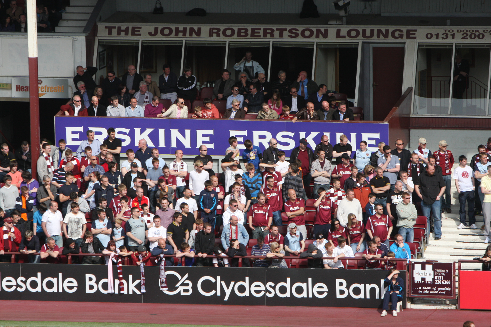 Hearts%200%20Motherwell%202%2024th%20April%202010%20136