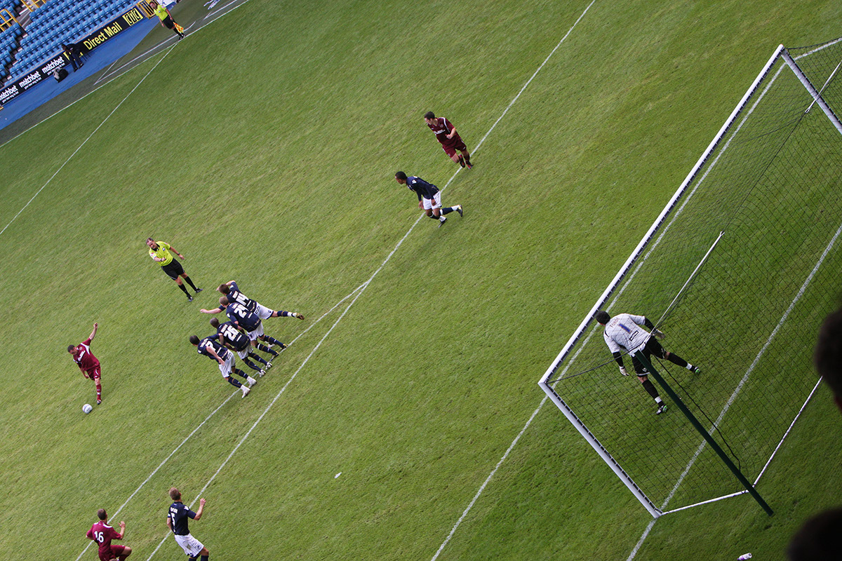 02freekick004