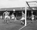 Hearts v St Mirren at Tynecastle - Alan Gordon for Hearts aheads the ball past the post2