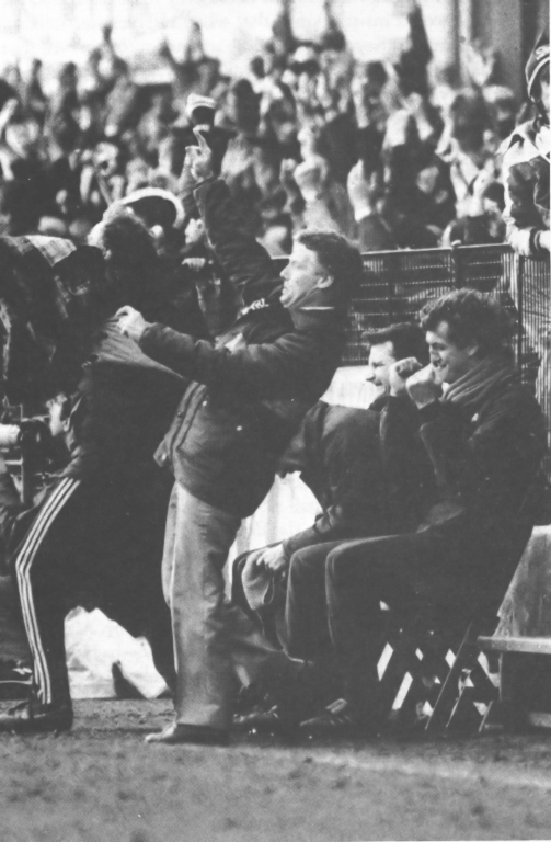 AlexMcDonald_Celebrates_v_Hibs