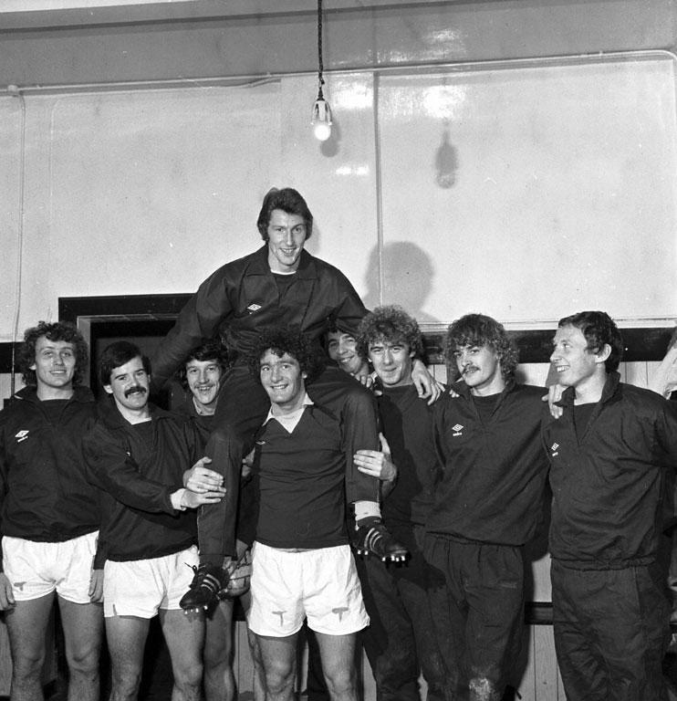 Derek O'Connor joins Hearts 1978