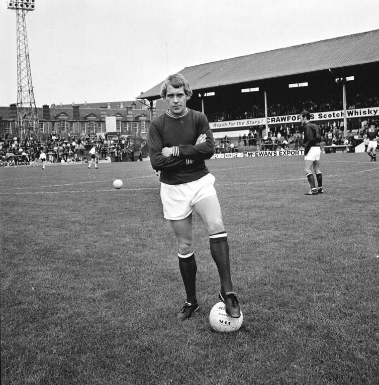 Hearts footballer Ian Sneddon 1970