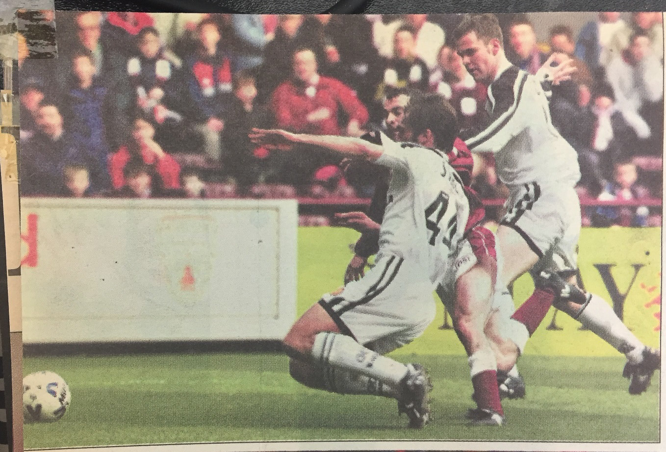 2000-03-25_HEA_0_MOT_0_L_27_of_36-014