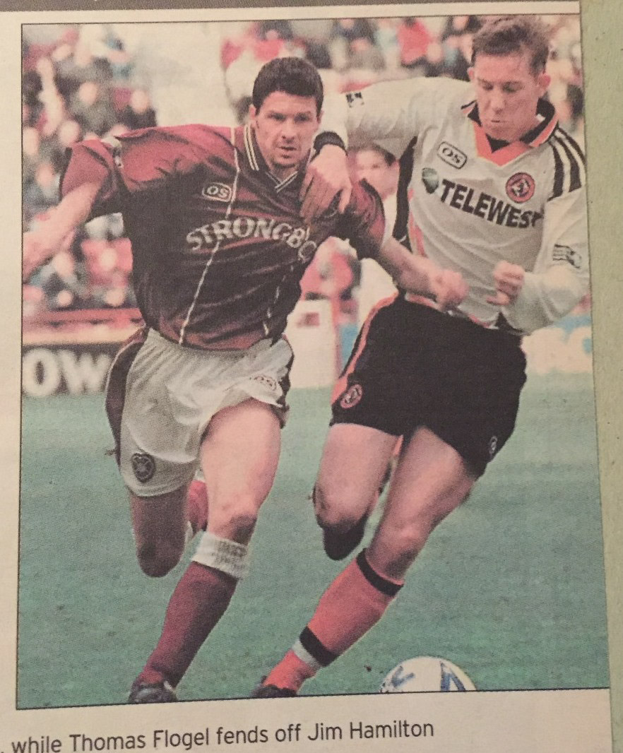 2000-04-22_HEA_1_DNU_2_L_32_of_36-025