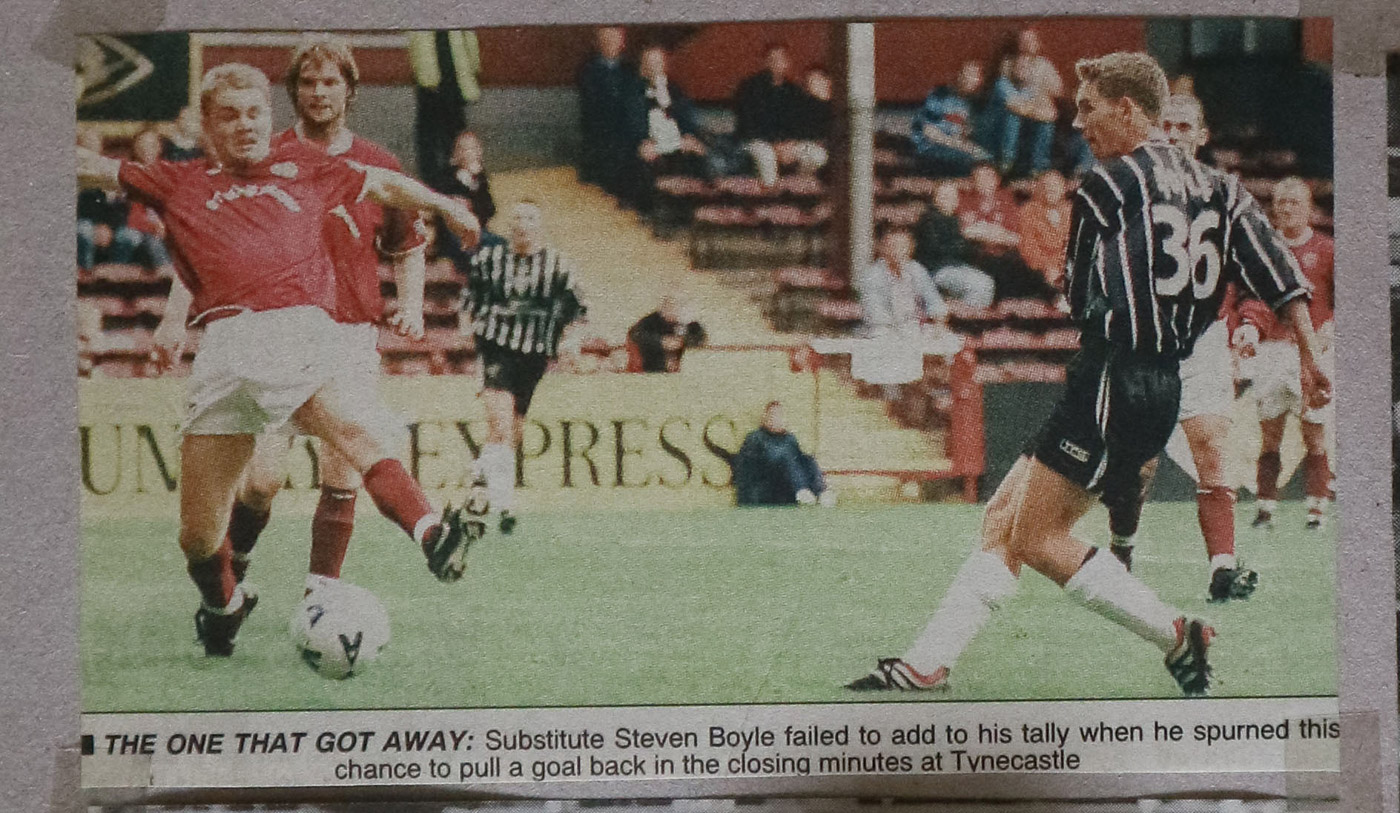 2000-09-09_HEA_2_DNF_0_L_06_of_38-016