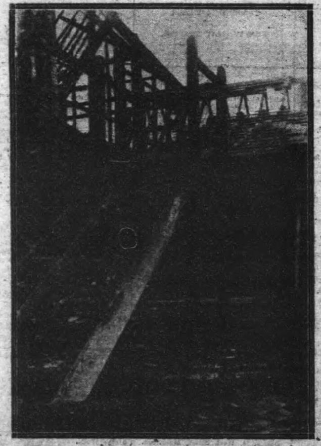 1913041109