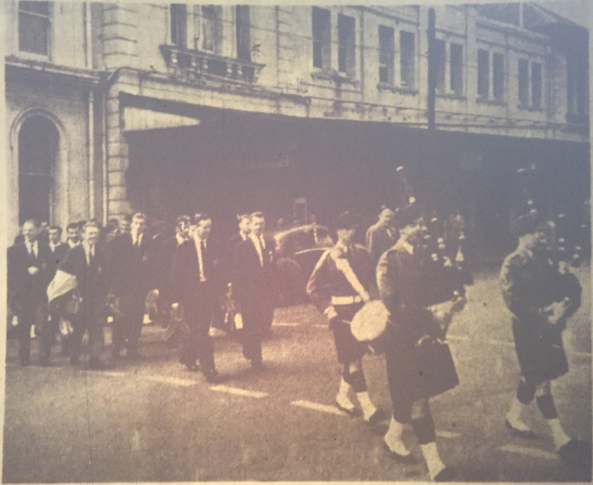 1959052004