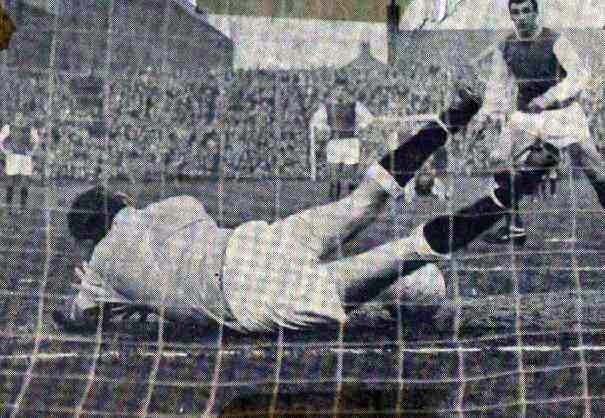 Mon 02 Jan 1967 Hearts 0 Hibernian 0 2nd save from penalty