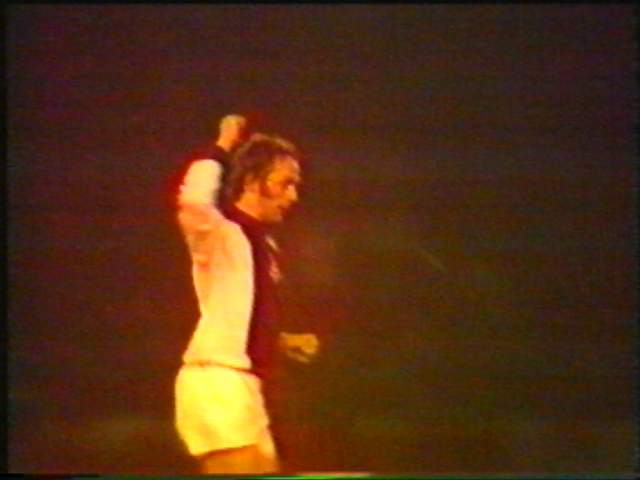 1972120208.jpg