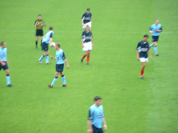 2002080310.jpg