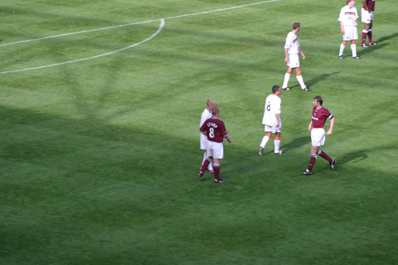 2003082318.jpg