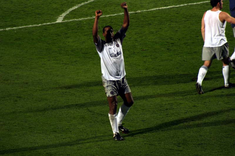 2003110618.jpg