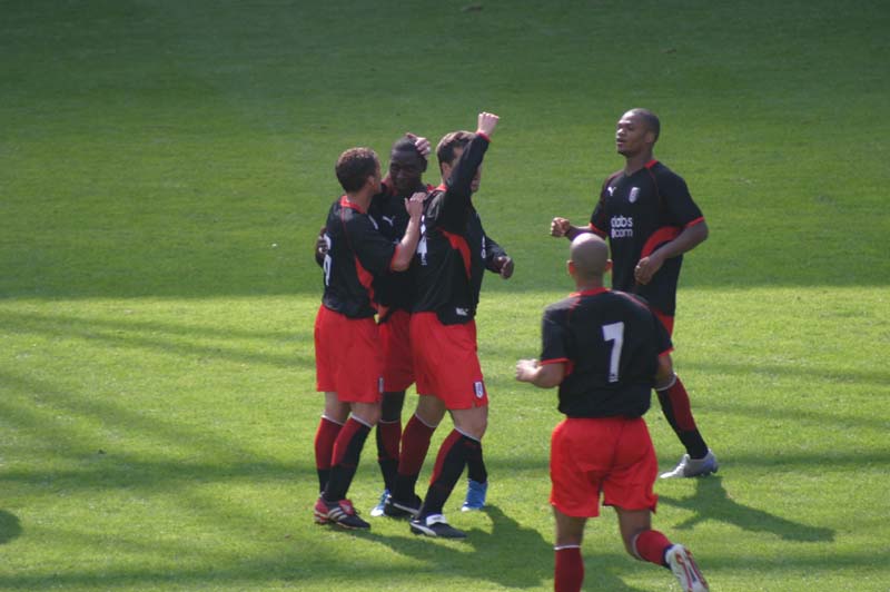 2004073115.jpg