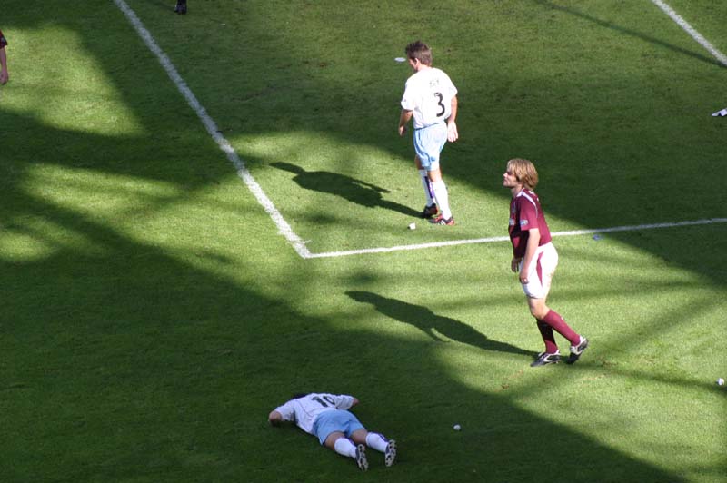 2004082116.jpg