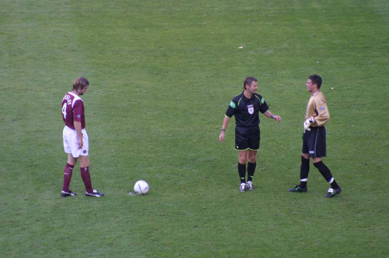 2004082118.jpg