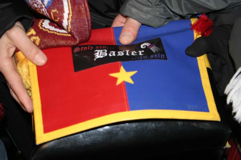 2004112514.jpg
