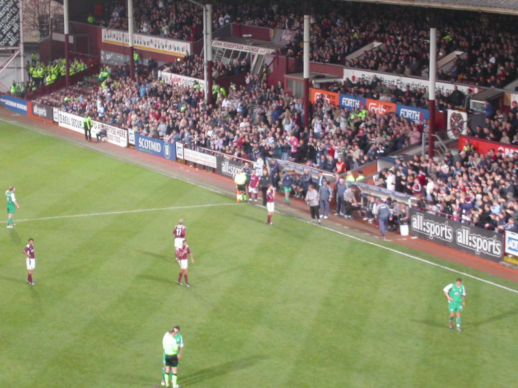 Sun 24 Oct 2004  Hearts 2  Hibernian 1 
