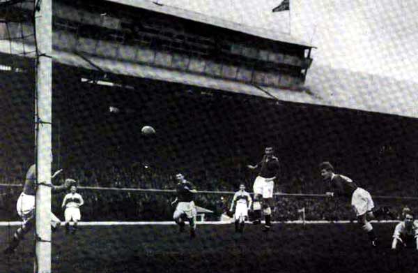 Hat-Trick vs Motherwell 1954